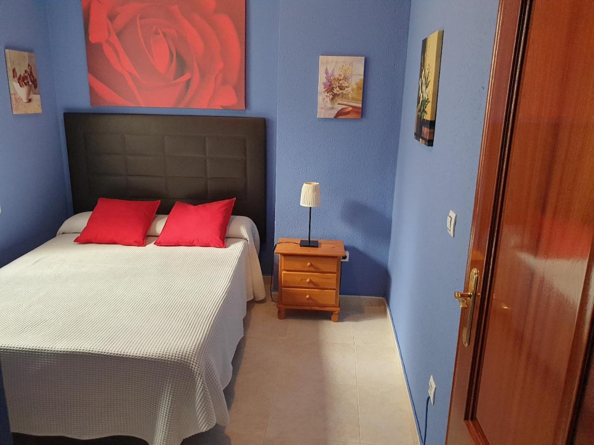 Apartamentos Dana Sol Madrid Buitenkant foto